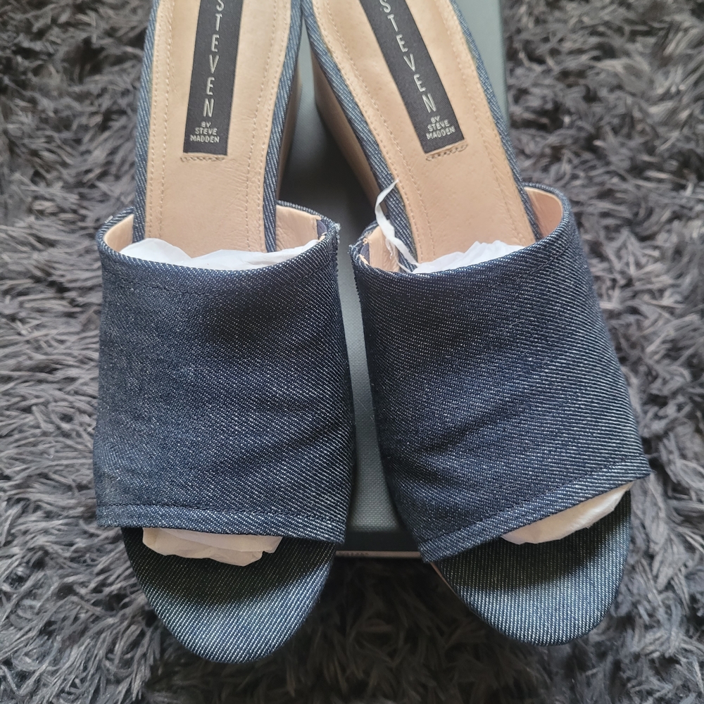 Steven By Steve Madden ~ Lemur Denim Blue Wedge Sandal~ Size 10